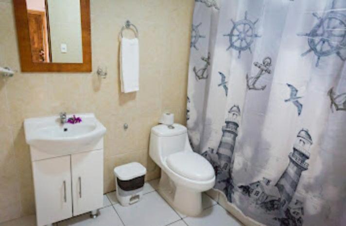 Hostal Tu'U Koihu Hanga Roa Esterno foto
