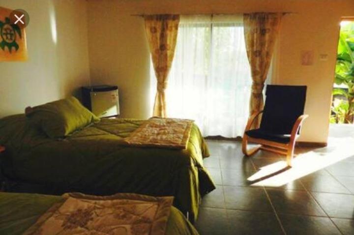 Hostal Tu'U Koihu Hanga Roa Esterno foto