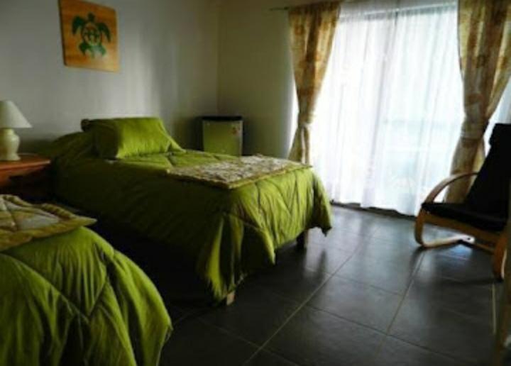 Hostal Tu'U Koihu Hanga Roa Esterno foto