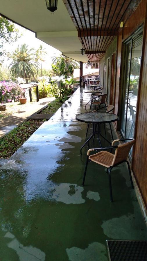Hostal Tu'U Koihu Hanga Roa Esterno foto